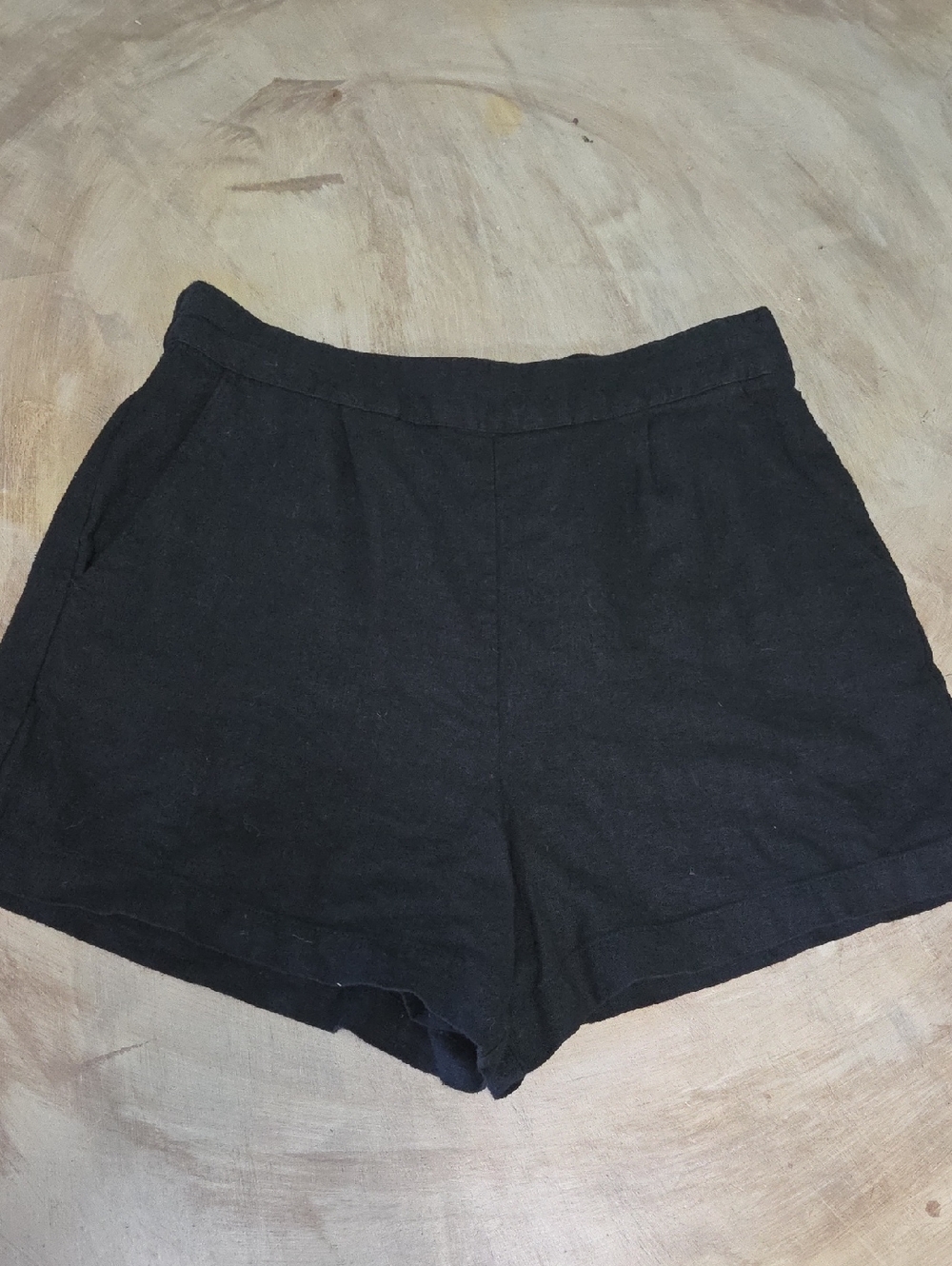 Abercrombie & Fitch Black High-Waist Linen Shorts